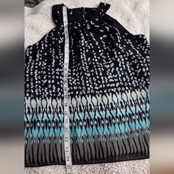 Ann Taylor Petite 6P Sleeveless Printed High-Neck Blouse – Black Blue Tan - Picture 4 of 7